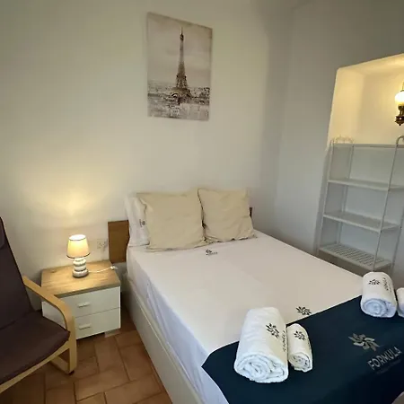 White House By Fhr *