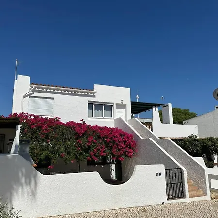 White House By Fhr Quarteira