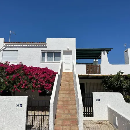 White House By Fhr *